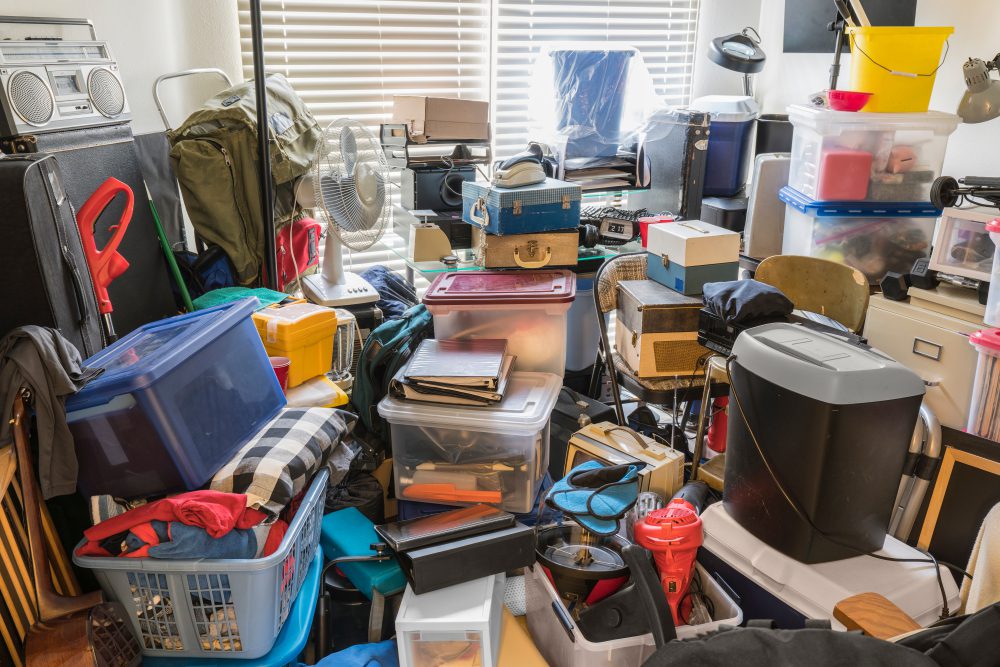 how to overcome hoarding in home